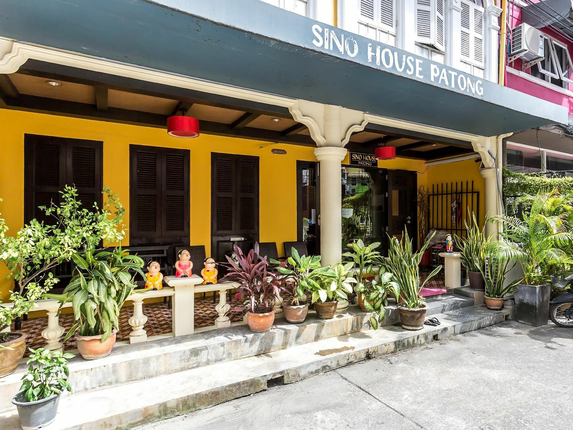 Hotel Sino House Patong Exterior foto