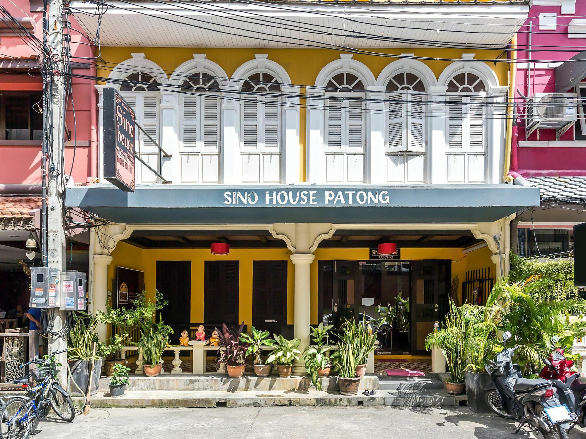 Hotel Sino House Patong Exterior foto